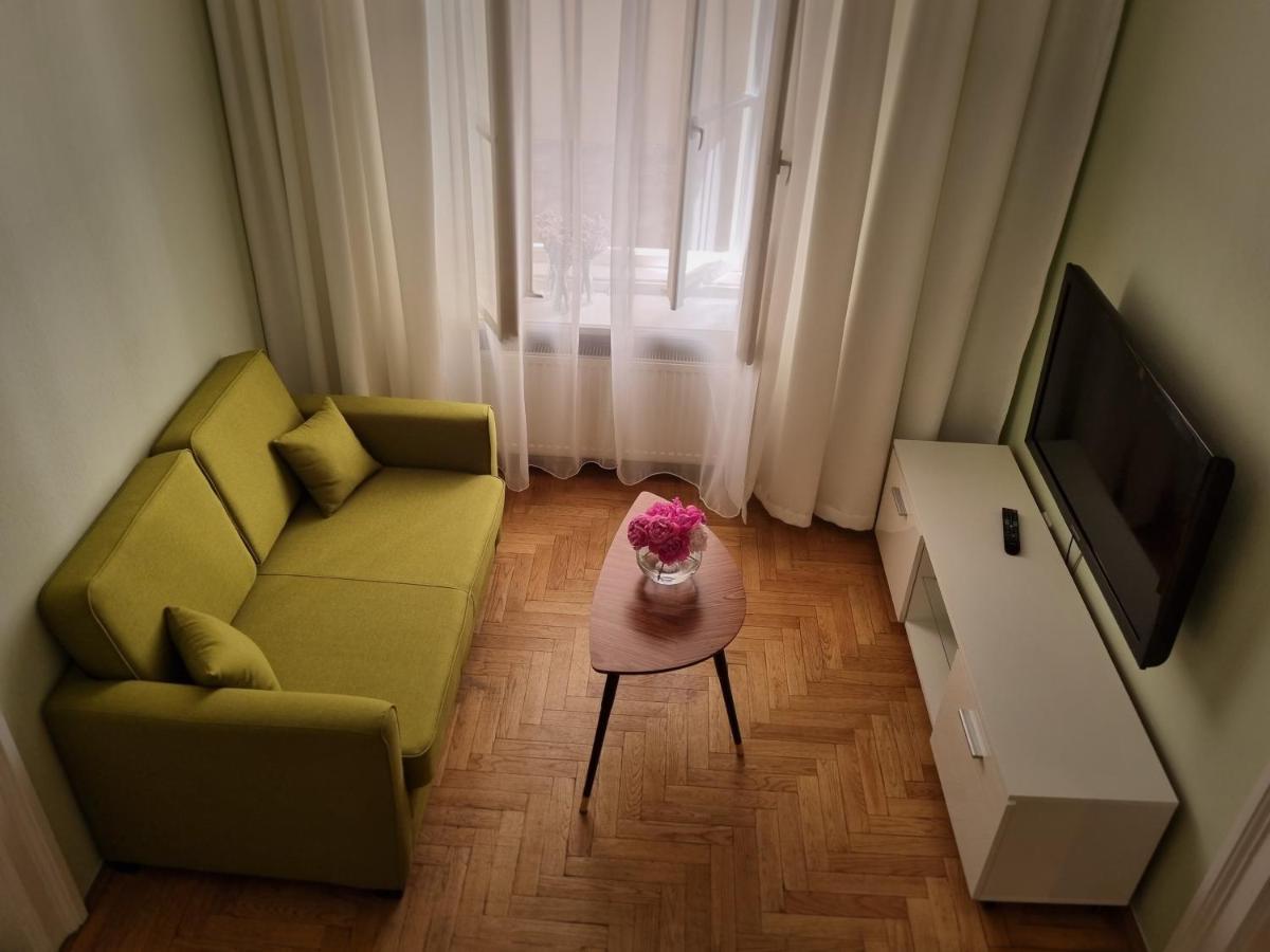 St. Mark Apartment คราคูฟ ภายนอก รูปภาพ